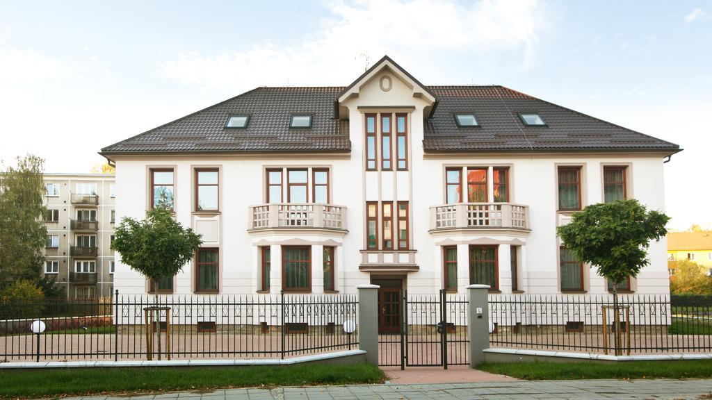 Penzion Reichova Vila Valašské Meziříčí Exterior foto